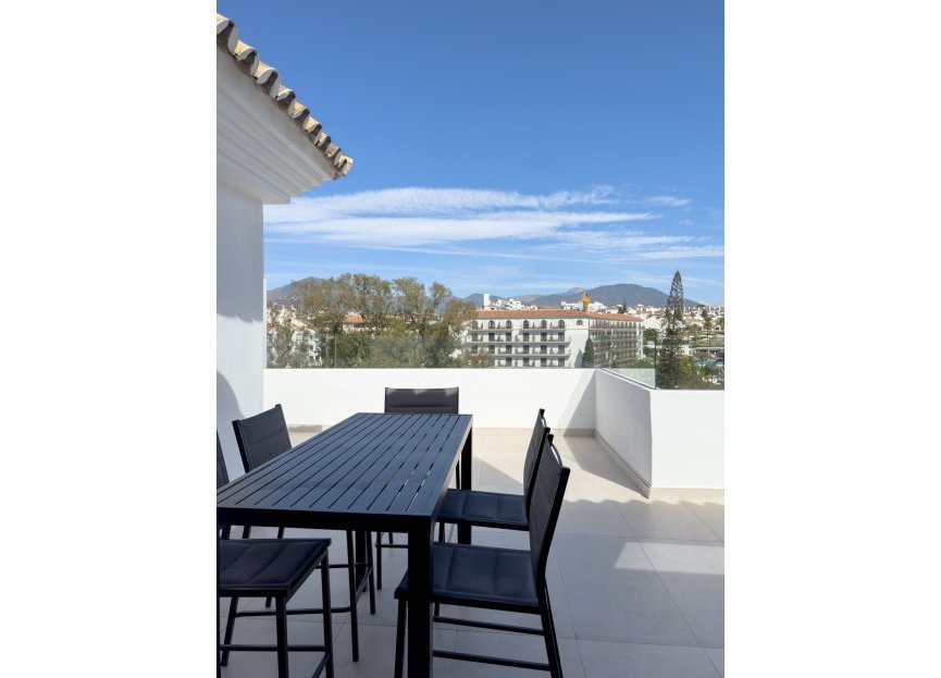 Resale - Apartment - Penthouse - Marbella - Puerto Banús