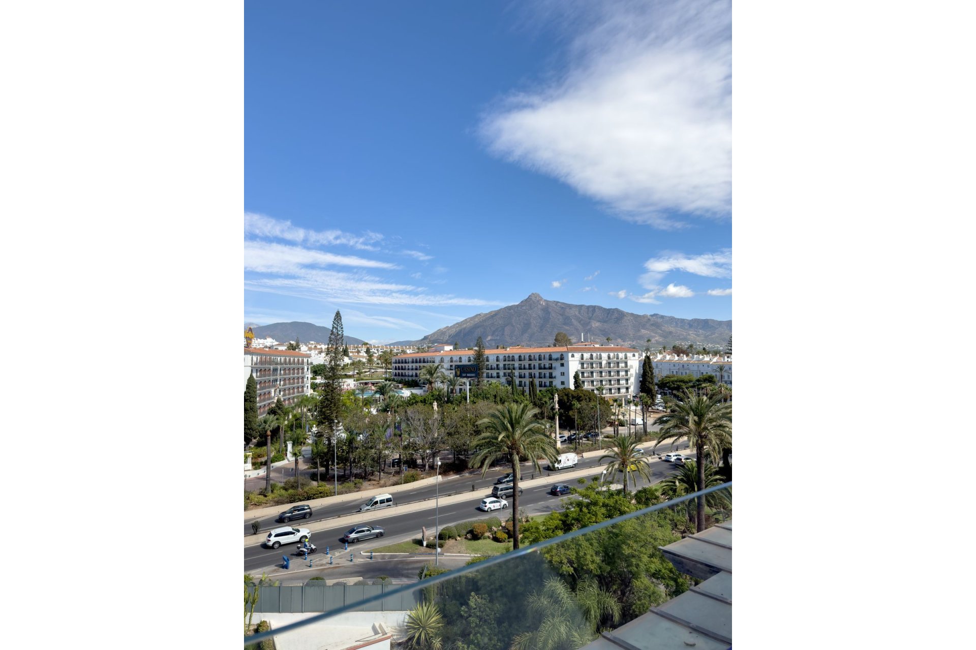 Resale - Apartment - Penthouse - Marbella - Puerto Banús