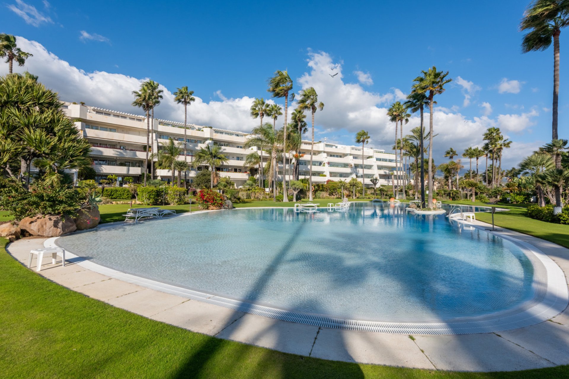 Resale - Apartment - Penthouse - Marbella - Puerto Banús