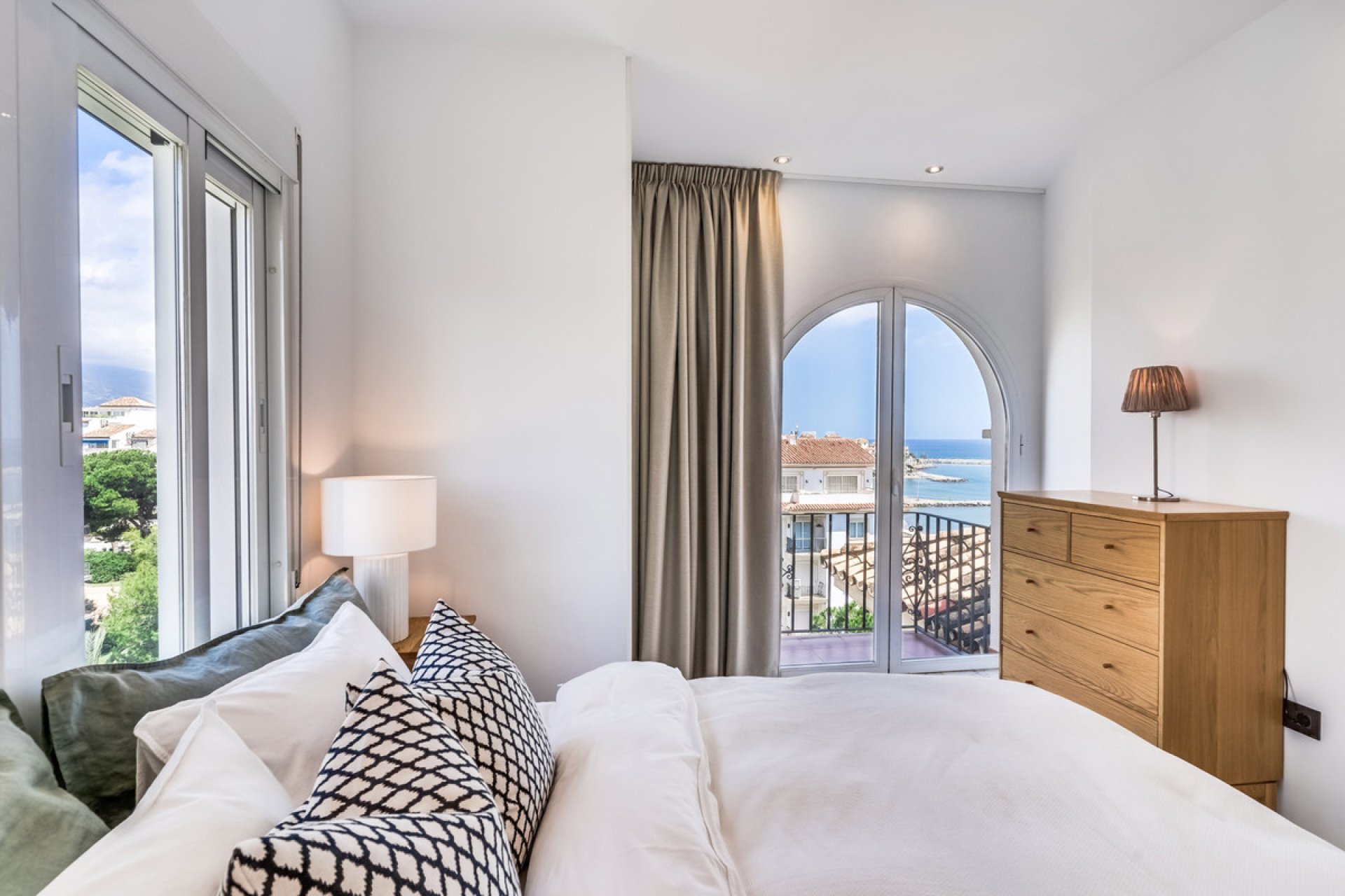 Resale - Apartment - Penthouse - Marbella - Puerto Banús