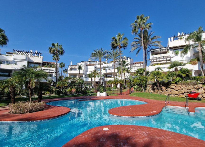 Resale - Apartment - Penthouse - Marbella - Puerto Banús