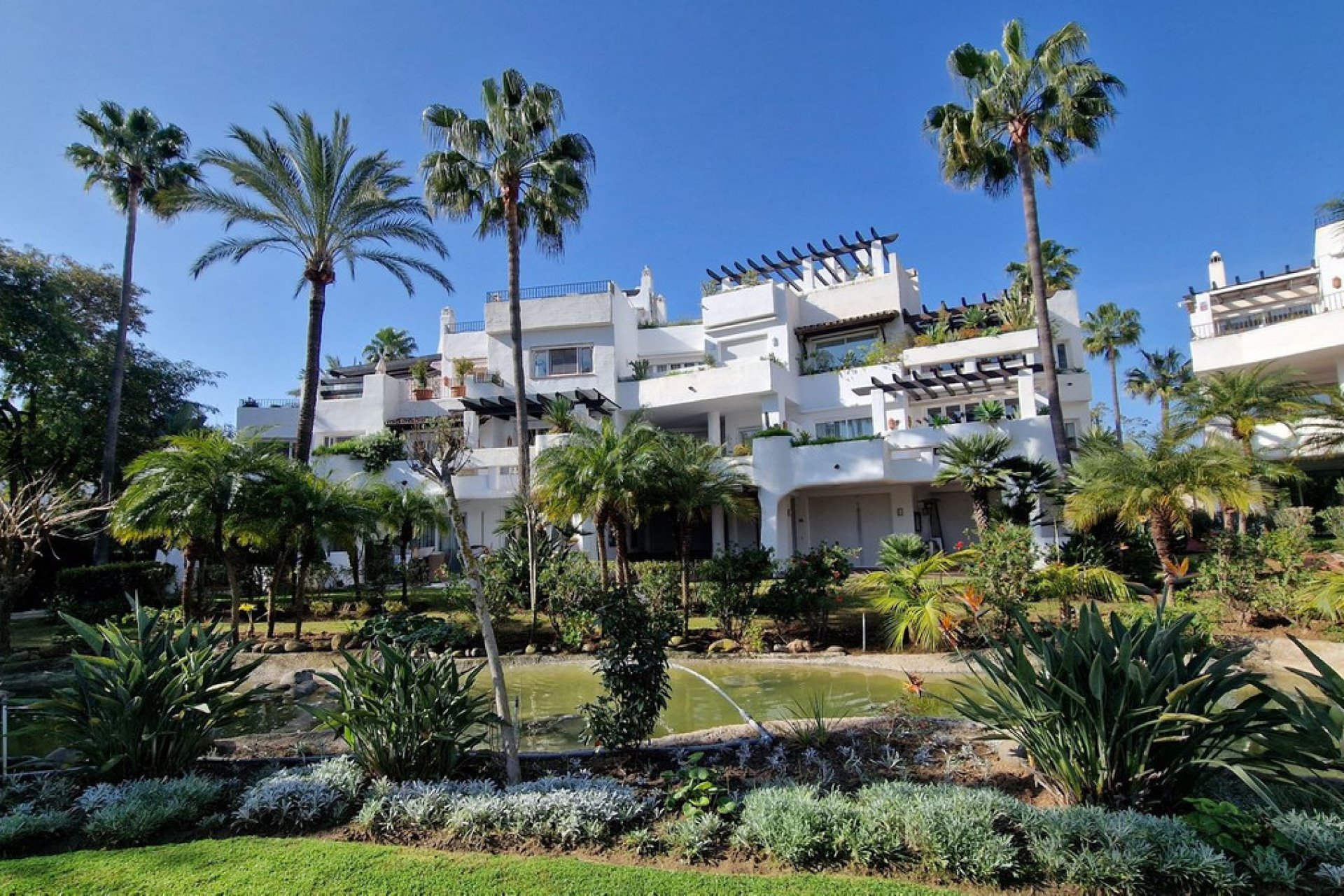 Resale - Apartment - Penthouse - Marbella - Puerto Banús