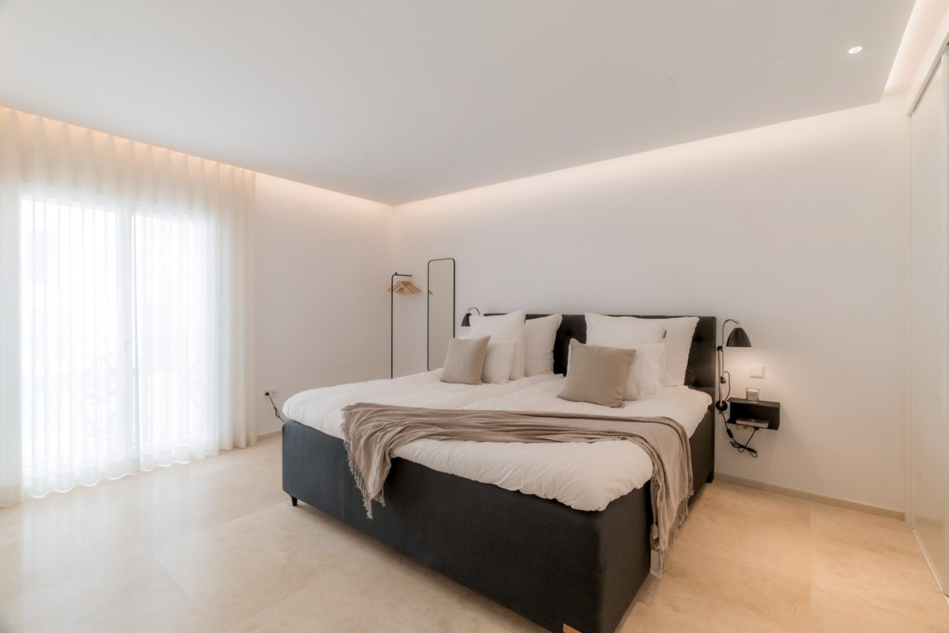 Resale - Apartment - Penthouse - Marbella - Puerto Banús