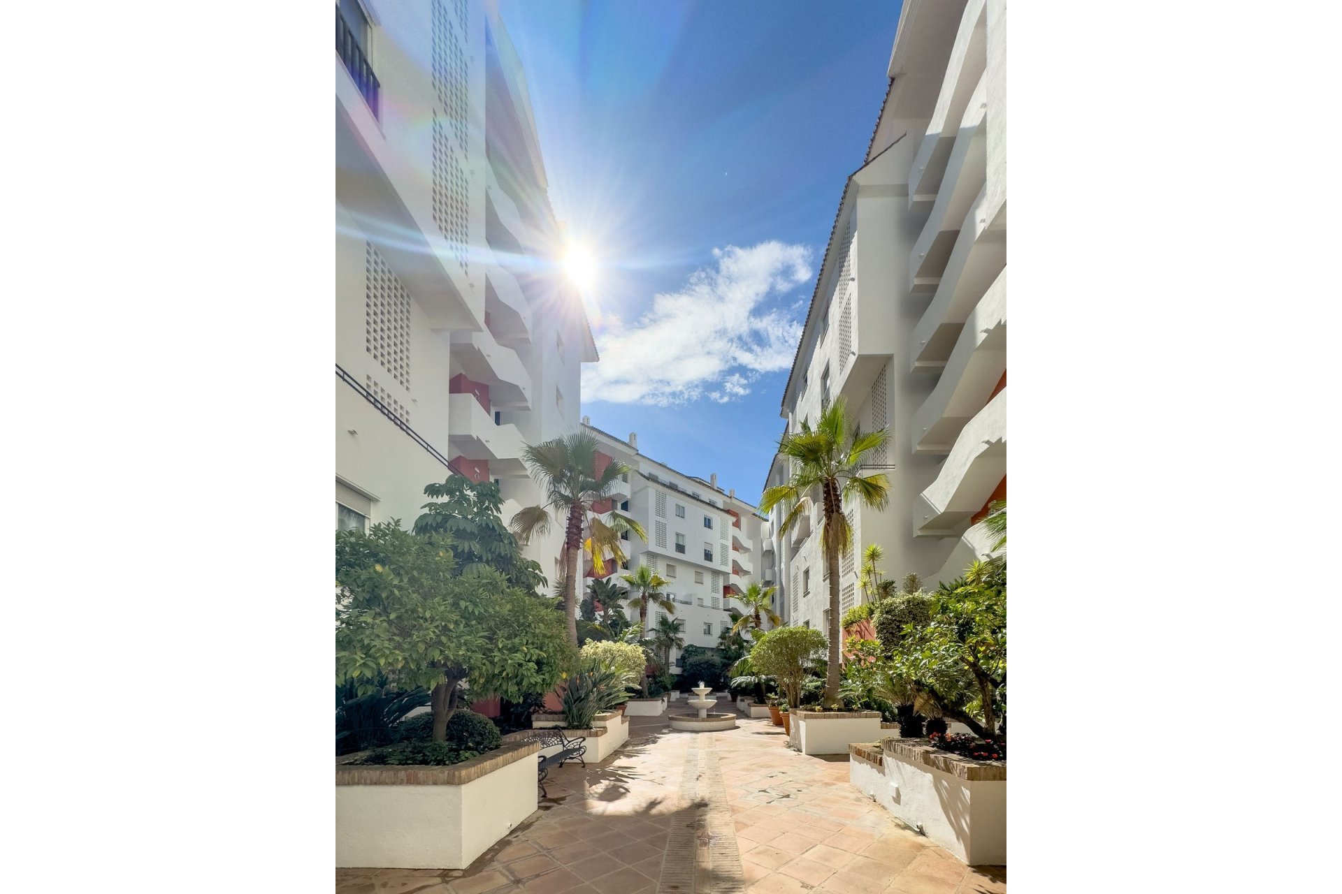 Resale - Apartment - Penthouse - Marbella - Puerto Banús