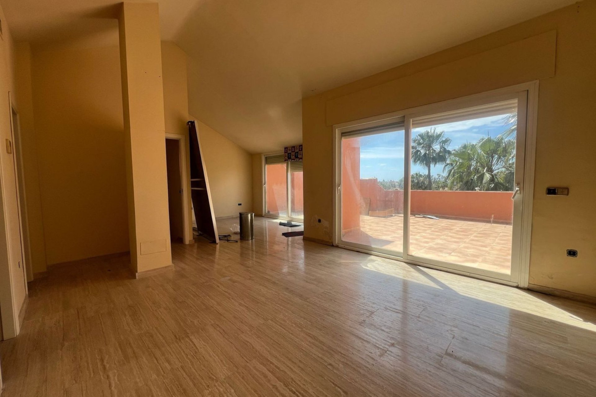 Resale - Apartment - Penthouse - Marbella - Puerto Banús