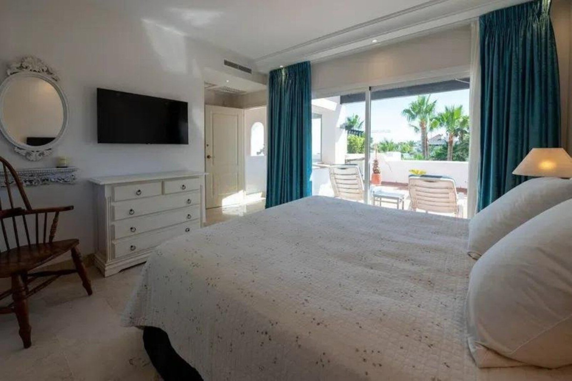 Resale - Apartment - Penthouse - Marbella - Puerto Banús