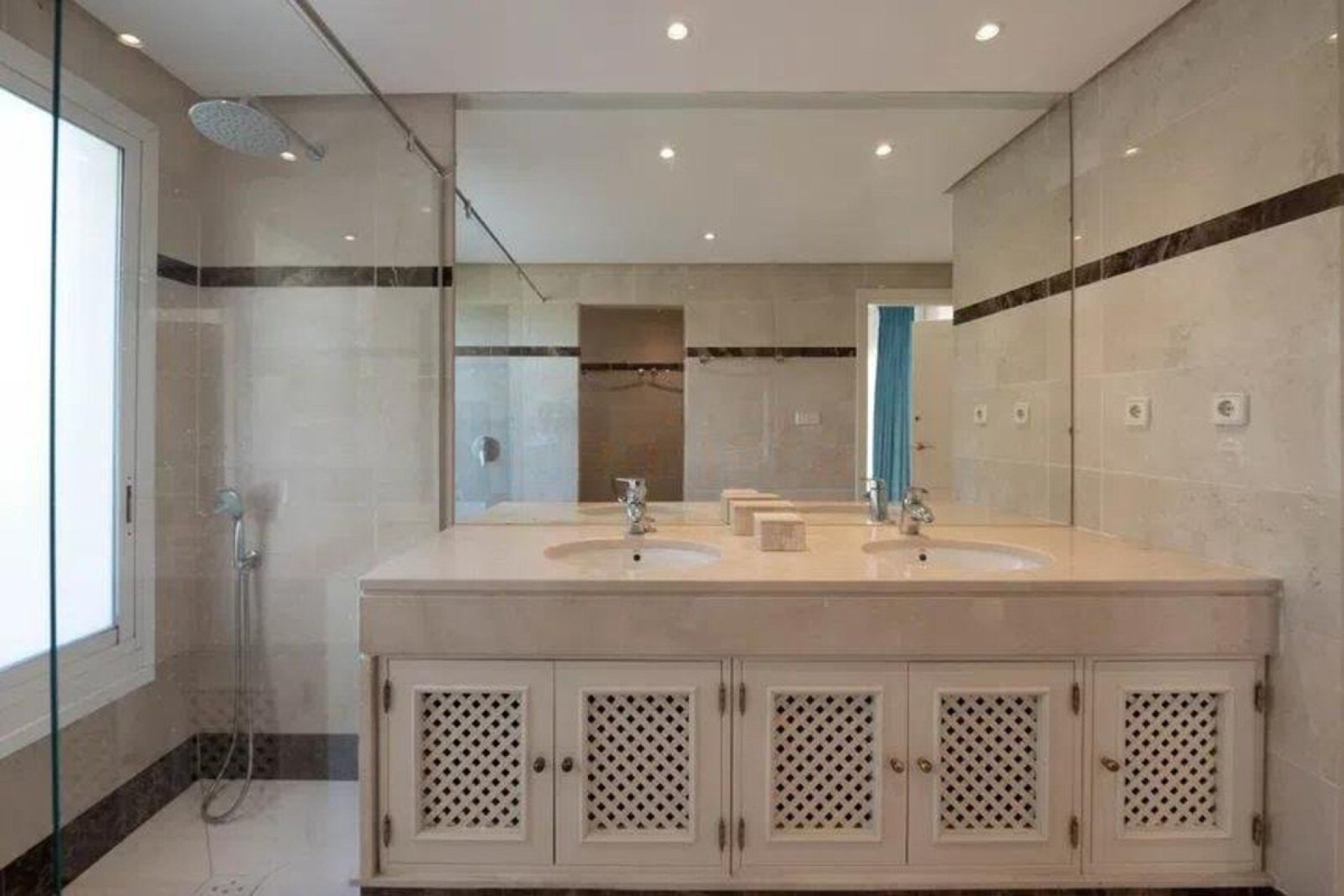 Resale - Apartment - Penthouse - Marbella - Puerto Banús