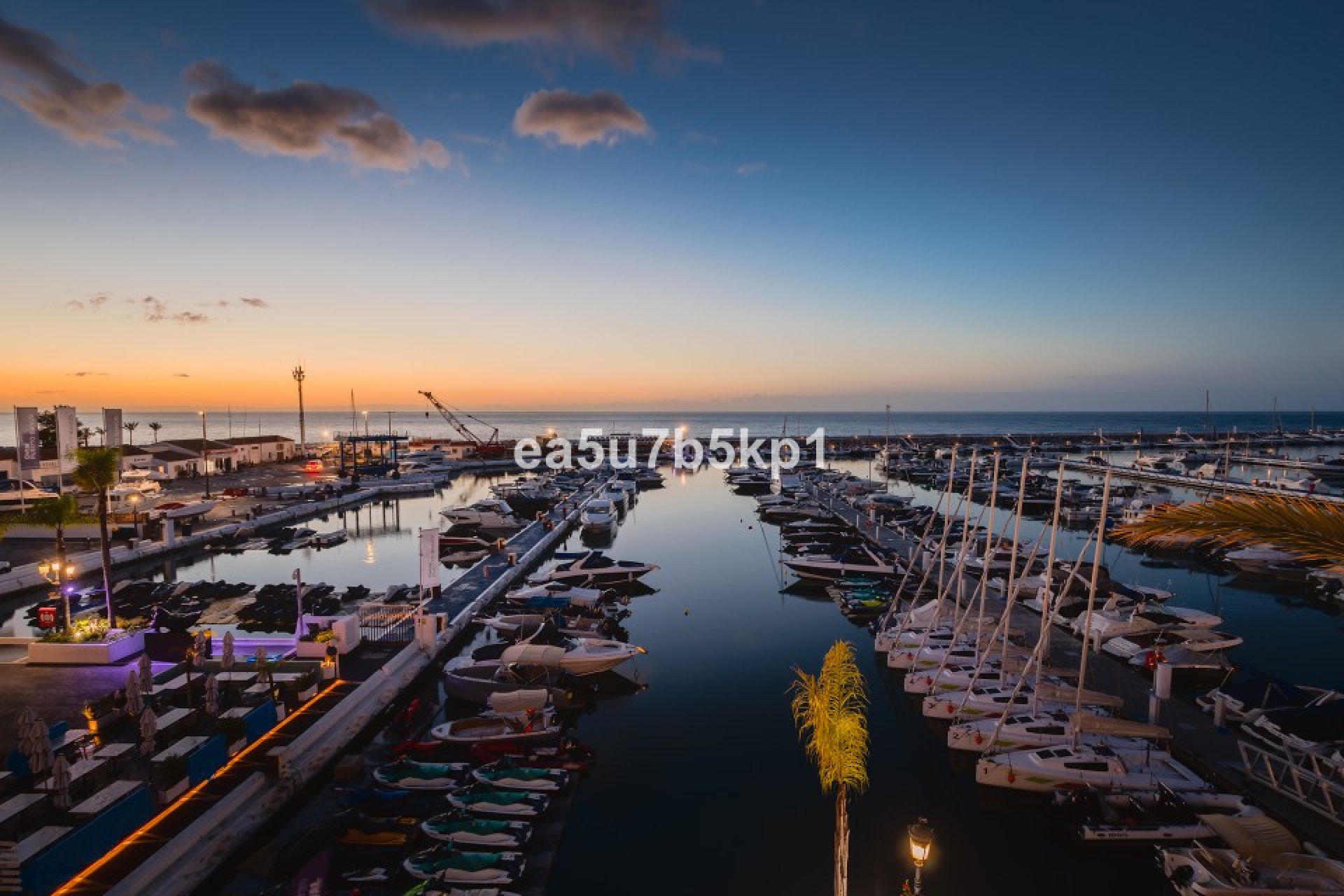 Resale - Apartment - Penthouse - Marbella - Puerto Banús