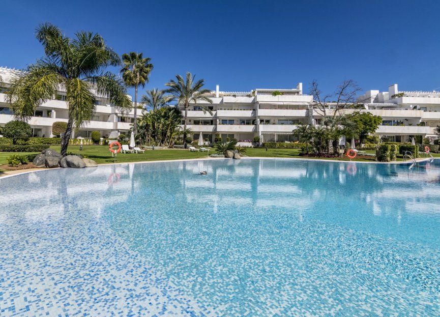 Resale - Apartment - Penthouse - Marbella - Puerto Banús