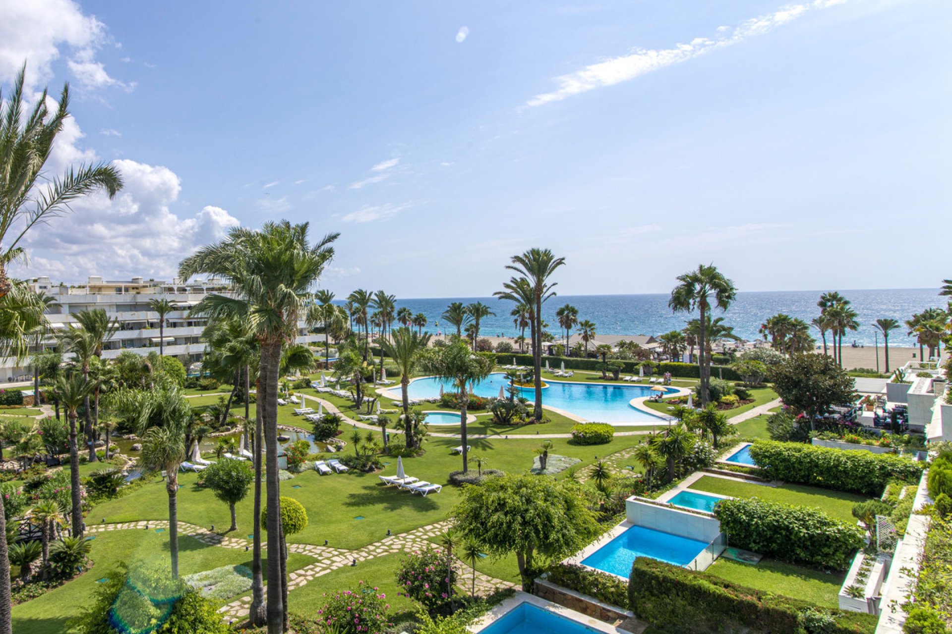 Resale - Apartment - Penthouse - Marbella - Puerto Banús