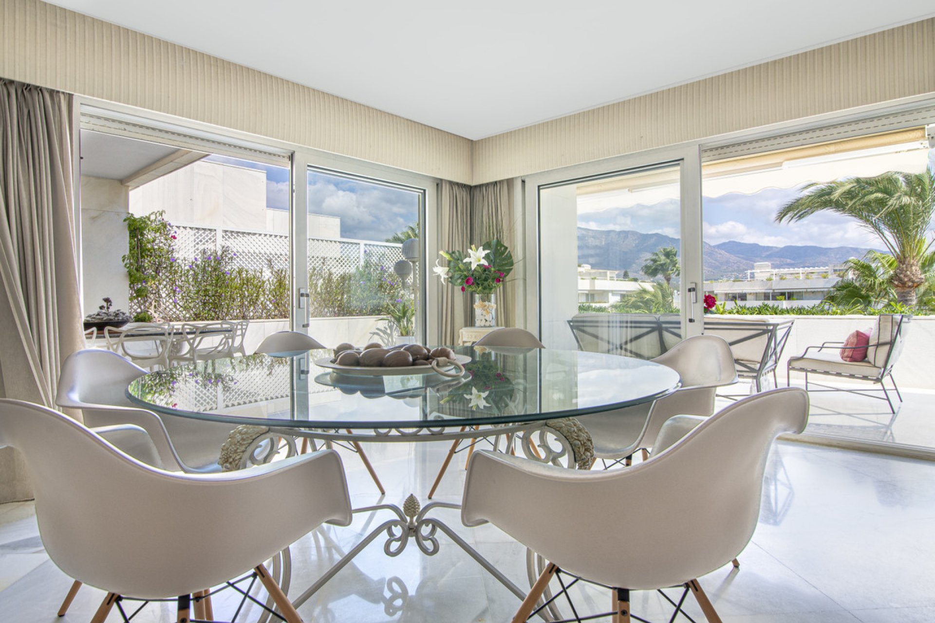 Resale - Apartment - Penthouse - Marbella - Puerto Banús