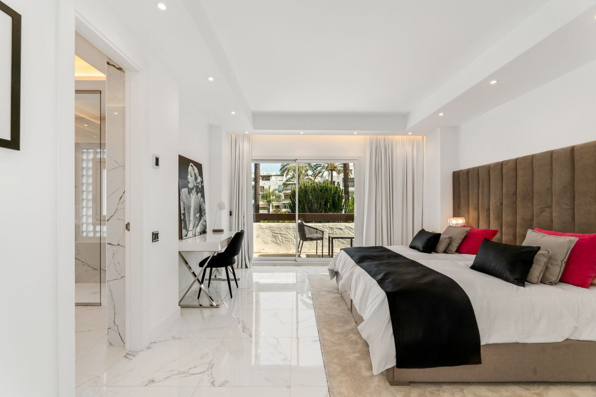 Resale - Apartment - Penthouse - Marbella - Puerto Banús