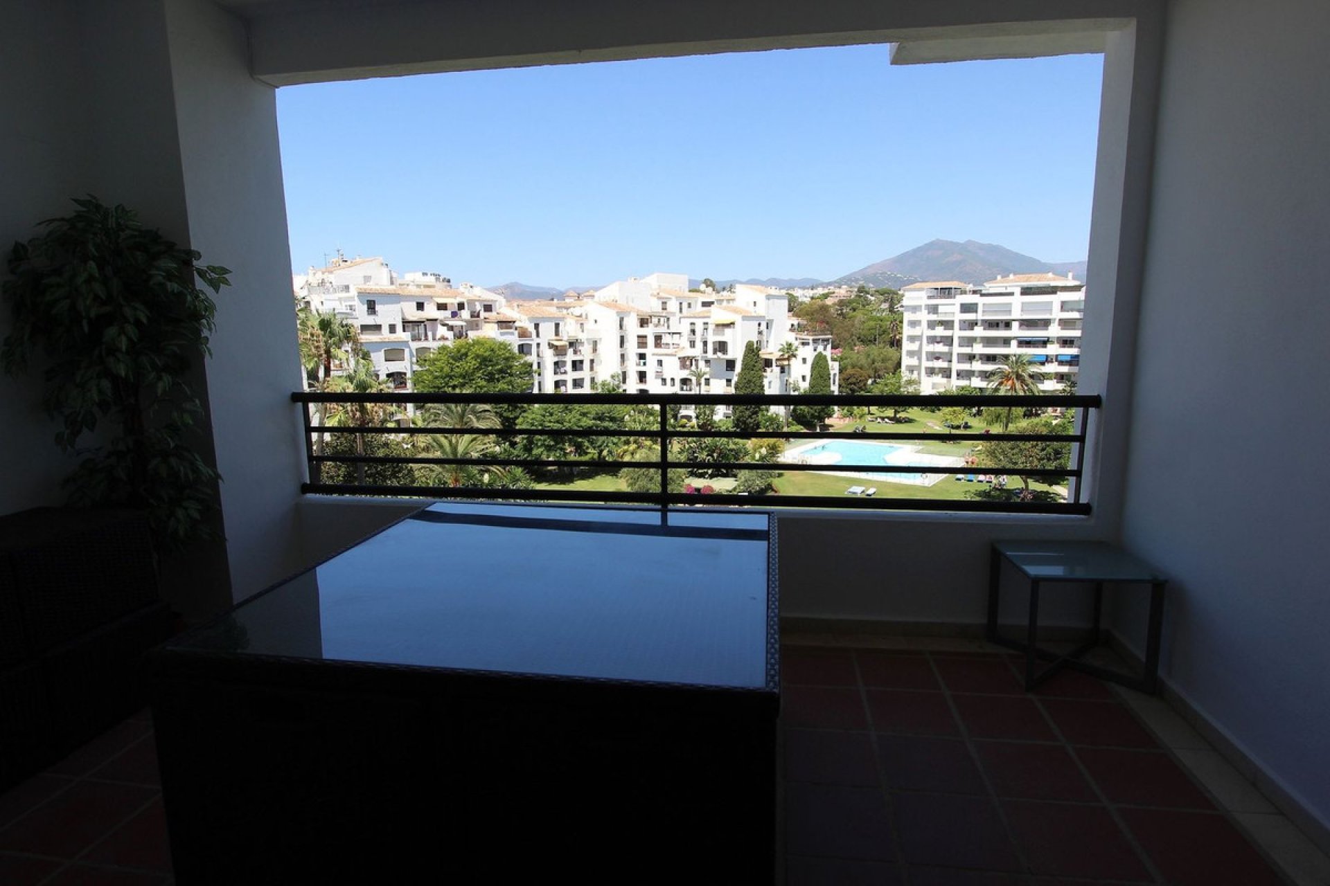 Resale - Apartment - Penthouse - Marbella - Puerto Banús