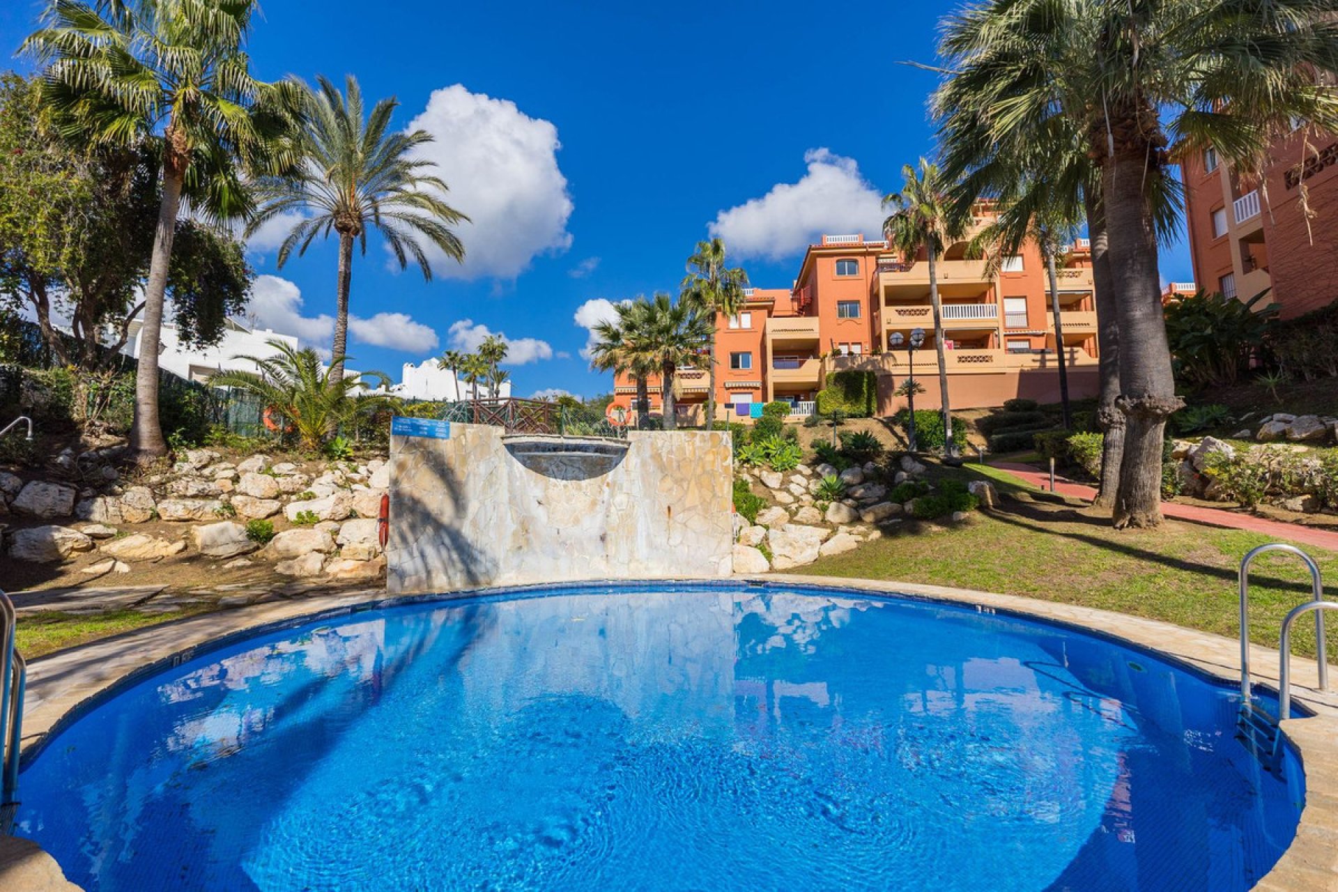 Resale - Apartment - Penthouse - Marbella - Reserva de Marbella