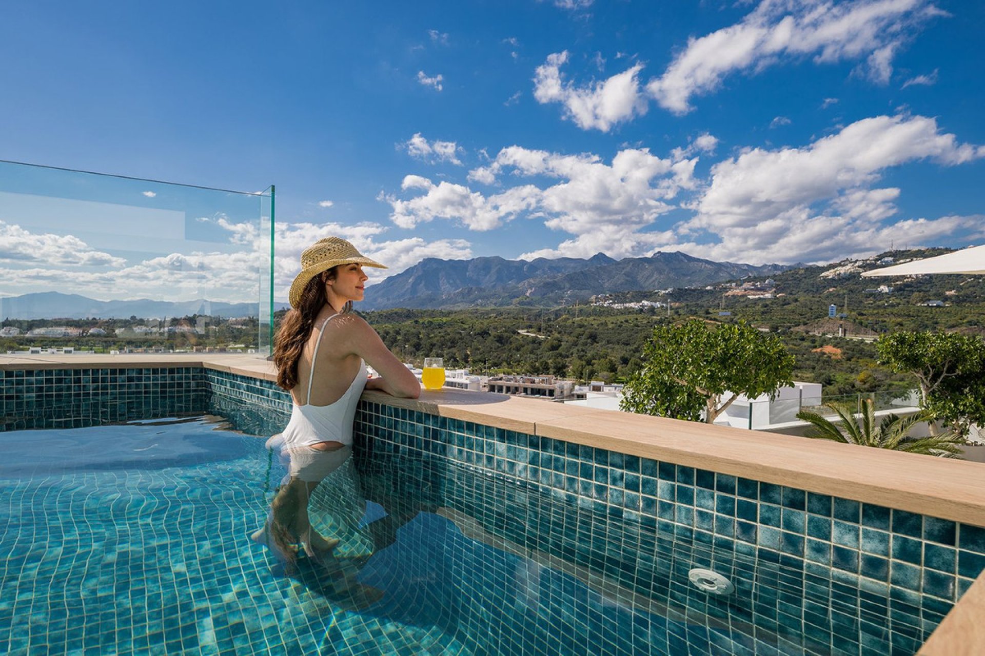 Resale - Apartment - Penthouse - Marbella - Santa Clara