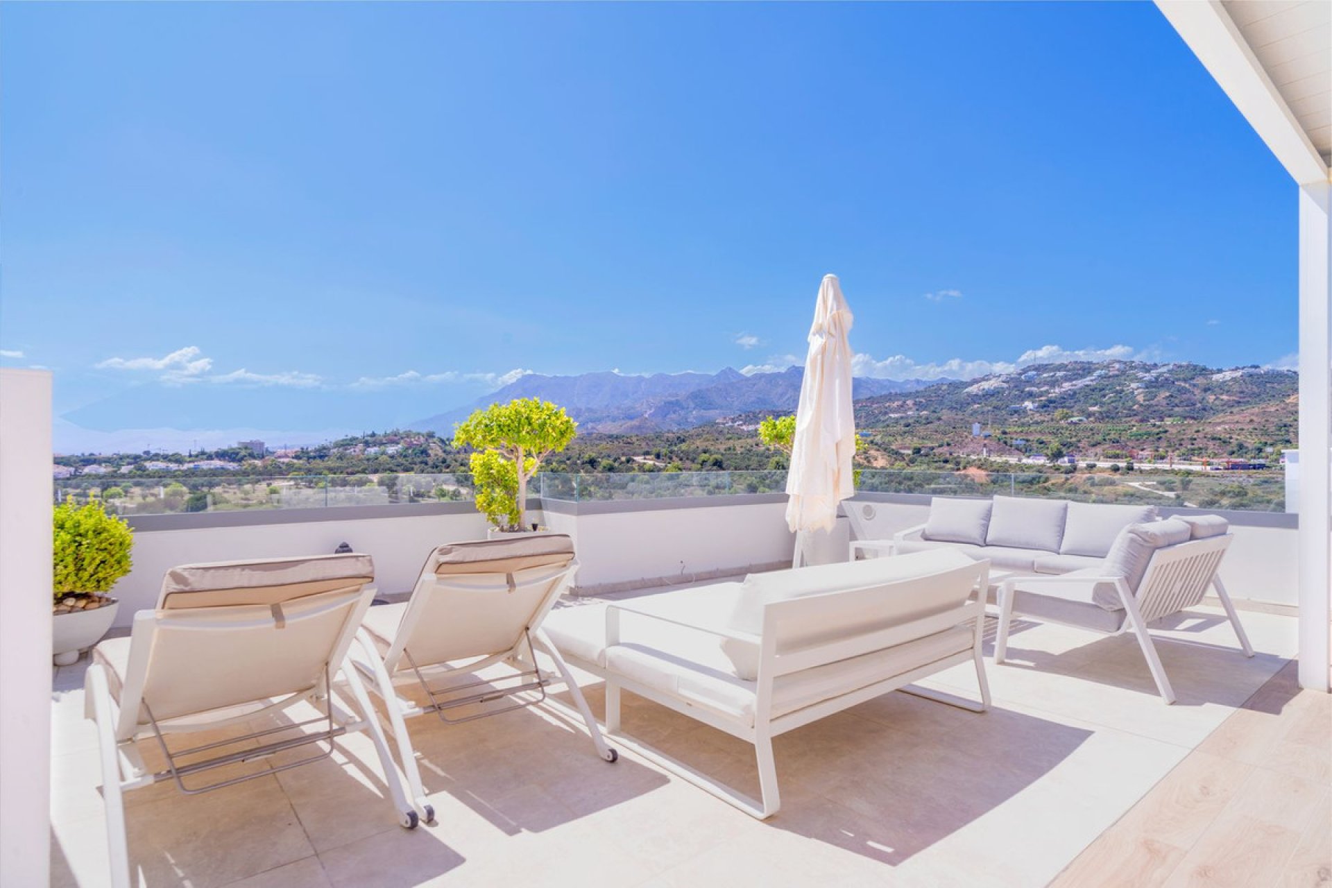 Resale - Apartment - Penthouse - Marbella - Santa Clara