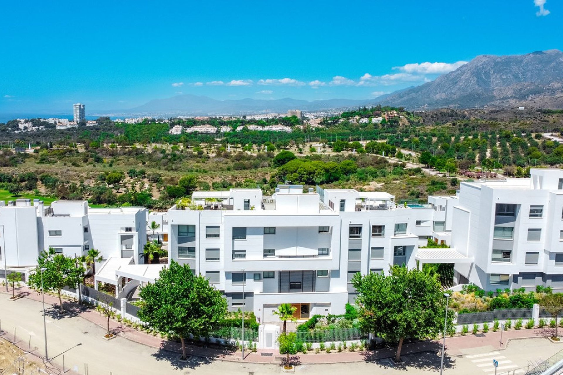 Resale - Apartment - Penthouse - Marbella - Santa Clara