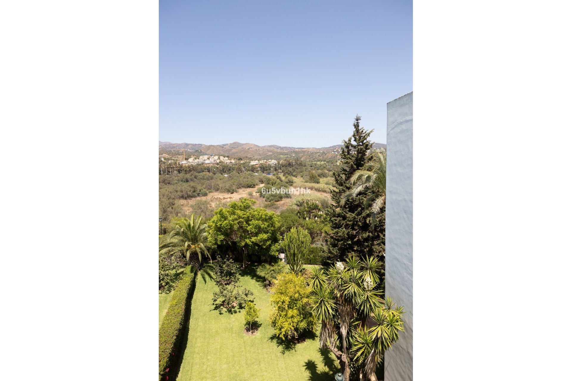 Resale - Apartment - Penthouse - Marbella