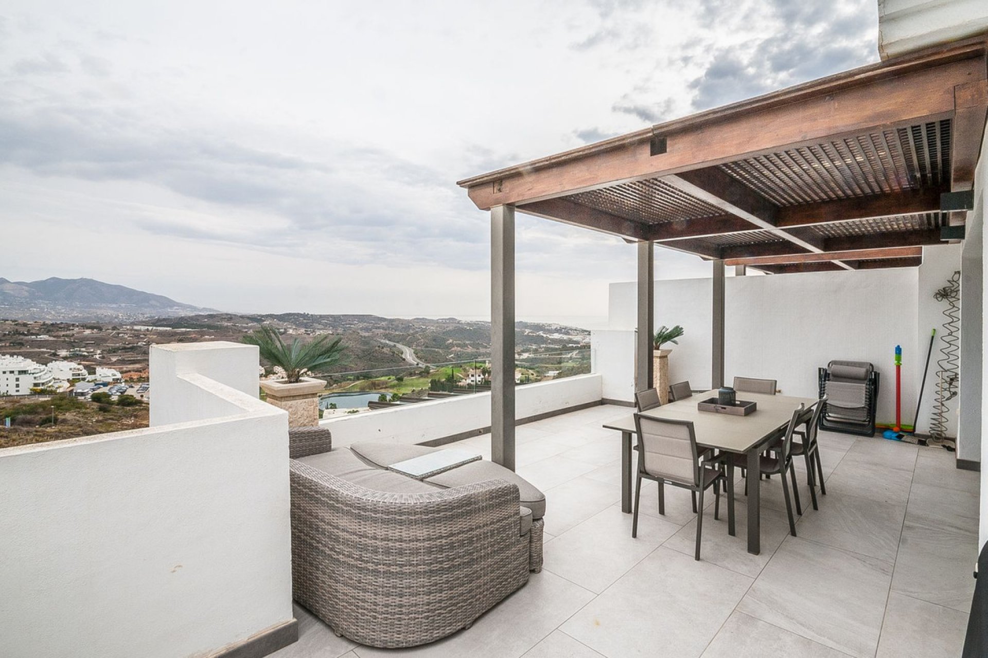 Resale - Apartment - Penthouse - Mijas - Calanova Golf