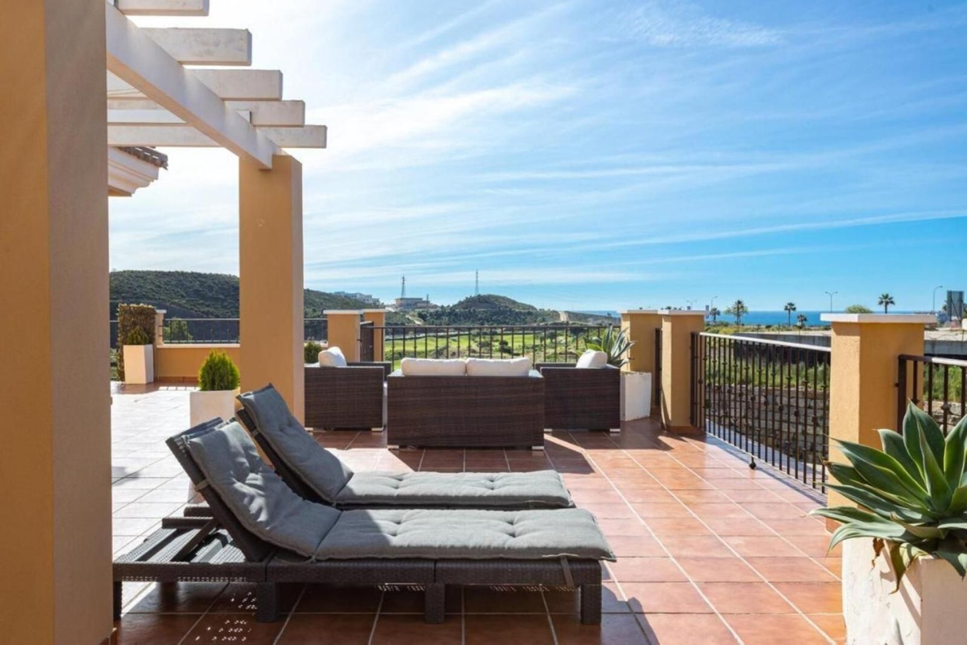 Resale - Apartment - Penthouse - Mijas - Calanova Golf