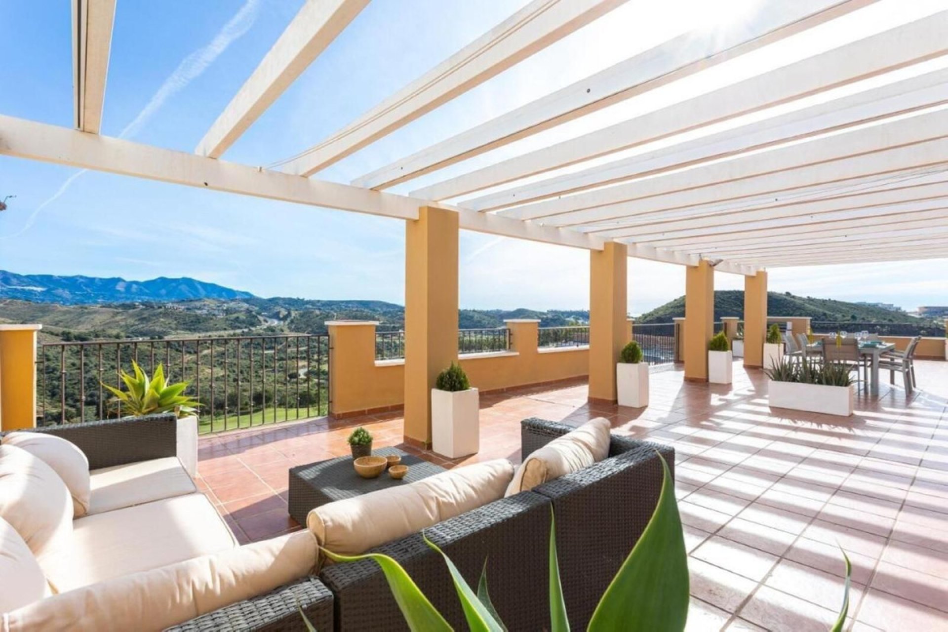 Resale - Apartment - Penthouse - Mijas - Calanova Golf