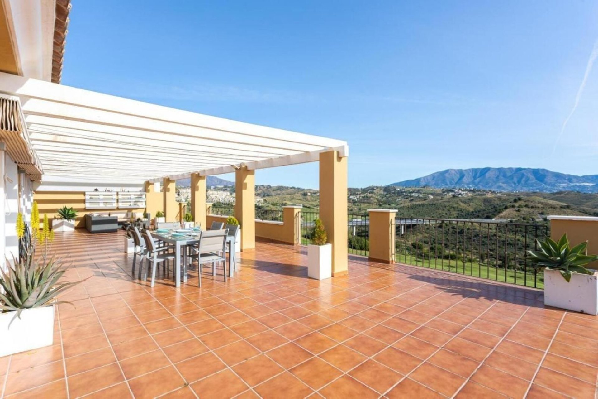 Resale - Apartment - Penthouse - Mijas - Calanova Golf