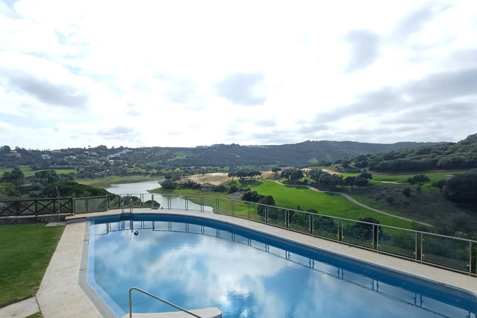 Resale - Apartment - Penthouse - Sotogrande