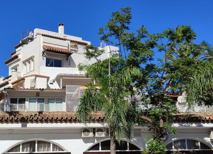 Resale - Apartment - Penthouse - Torremolinos - La Carihuela