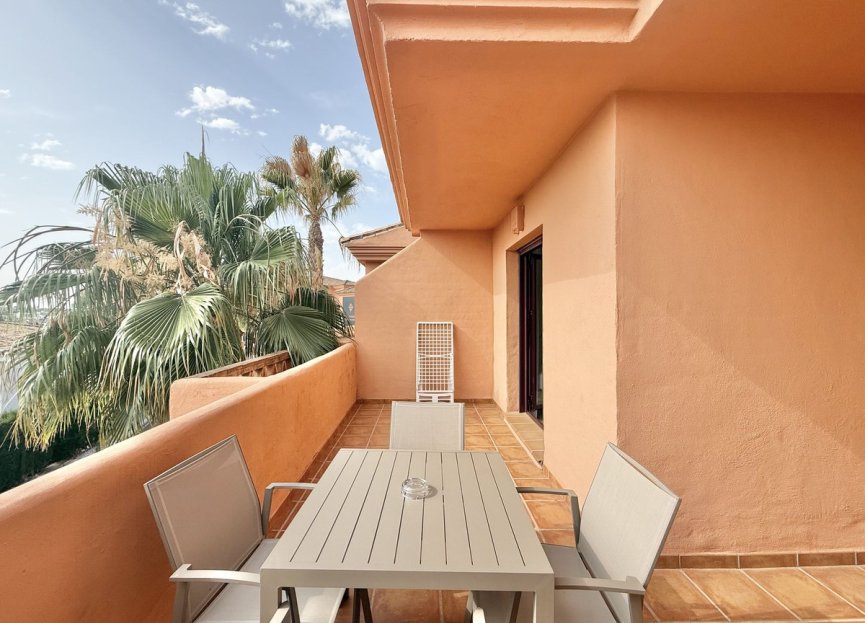 Resale - Apartment - Top Floor Apartment - Benahavís - Benahavís Centro