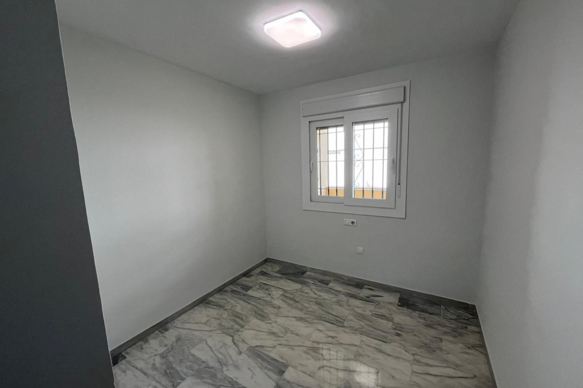 Resale - Apartment - Top Floor Apartment - Benalmádena - Benalmadena Costa