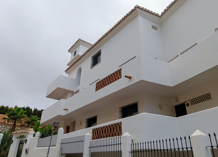 Resale - Apartment - Top Floor Apartment - Benalmádena - Torrequebrada