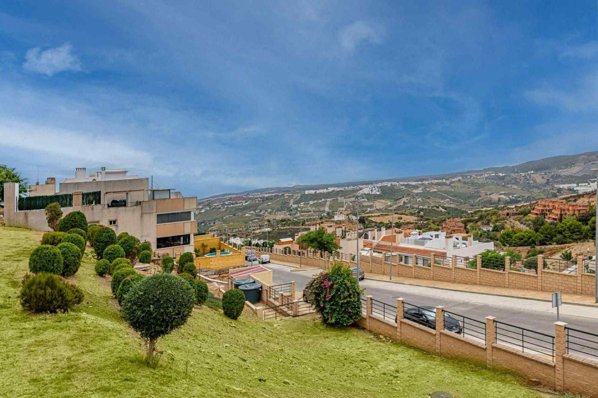 Resale - Apartment - Top Floor Apartment - Casares - Casares Centro