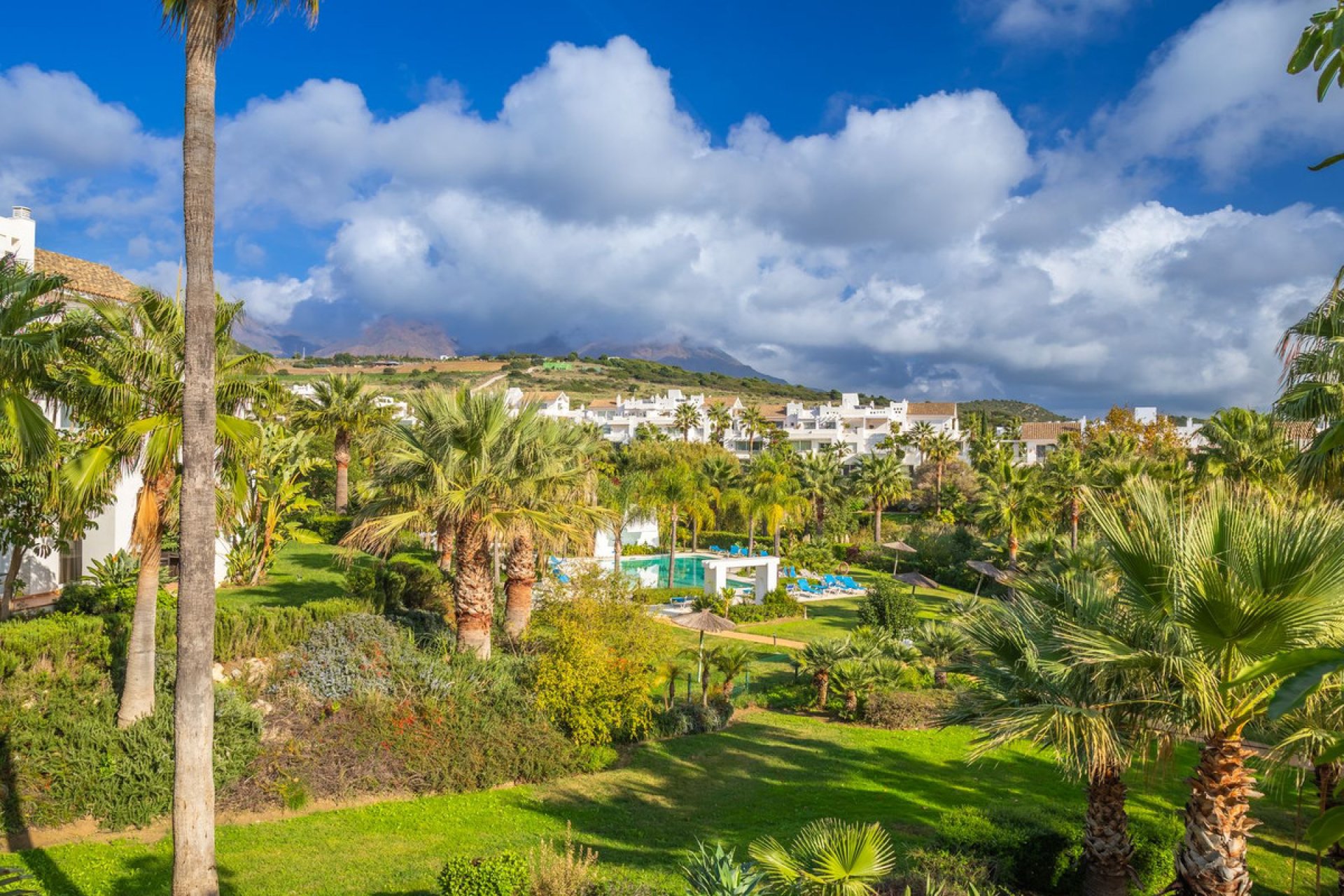 Resale - Apartment - Top Floor Apartment - Casares - Casares Centro