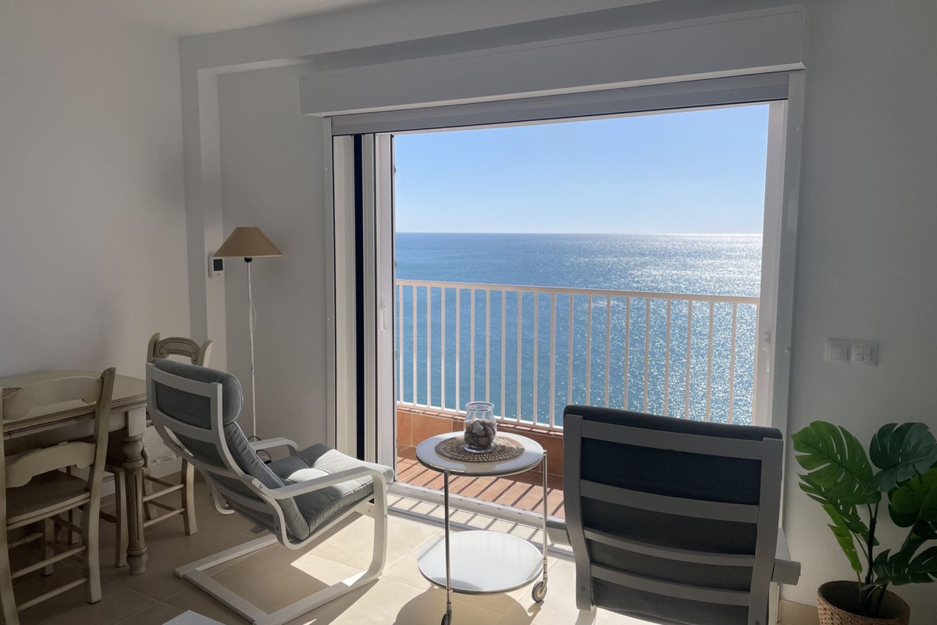 Resale - Apartment - Top Floor Apartment - Casares - Casares Playa