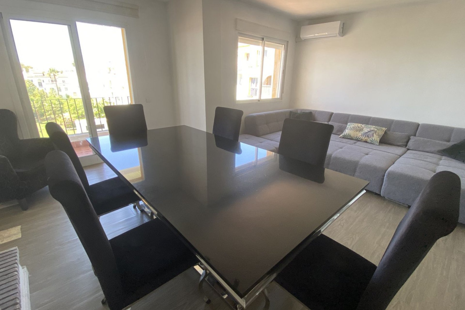 Resale - Apartment - Top Floor Apartment - Estepona - Diana Park