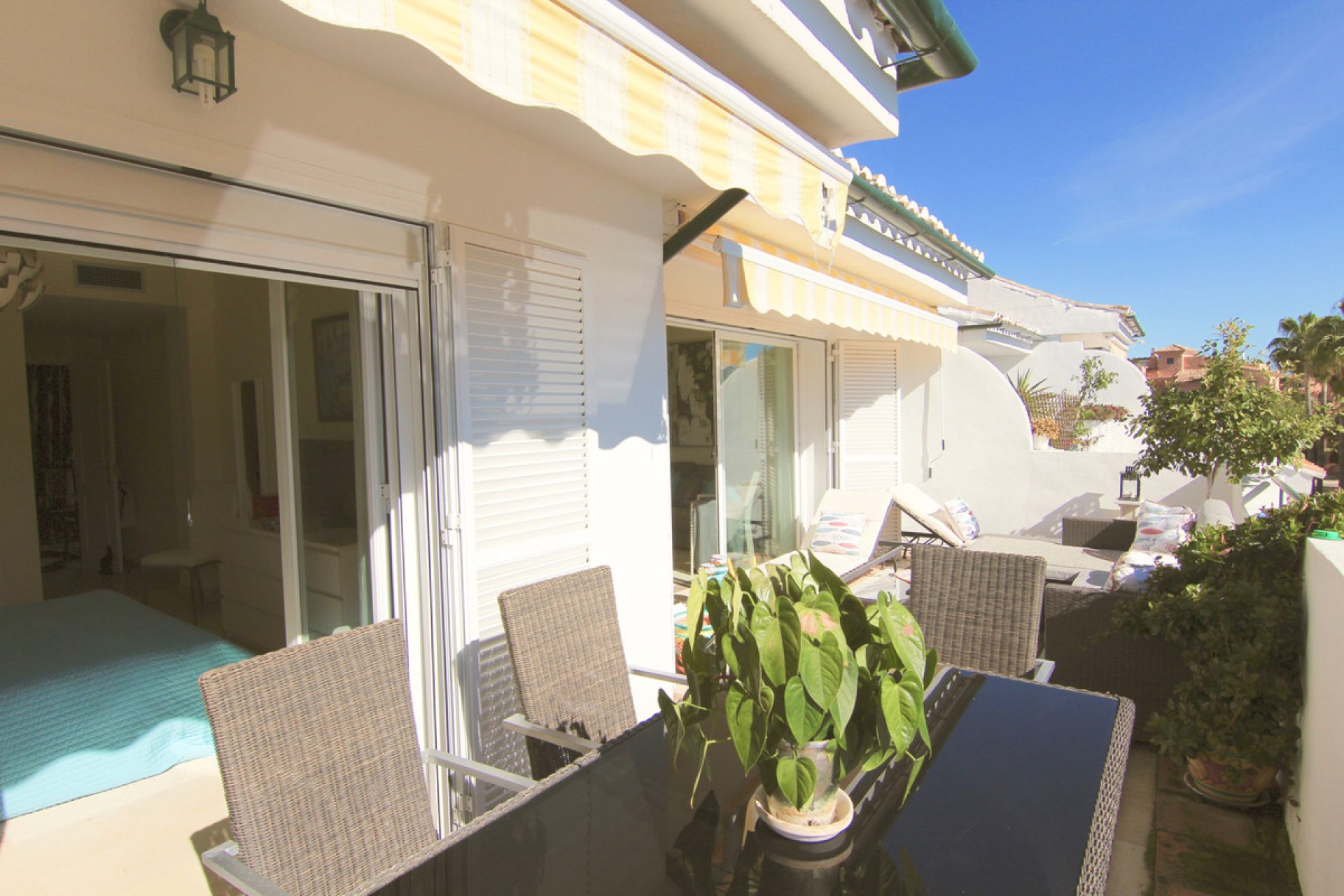 Resale - Apartment - Top Floor Apartment - Estepona - El Presidente