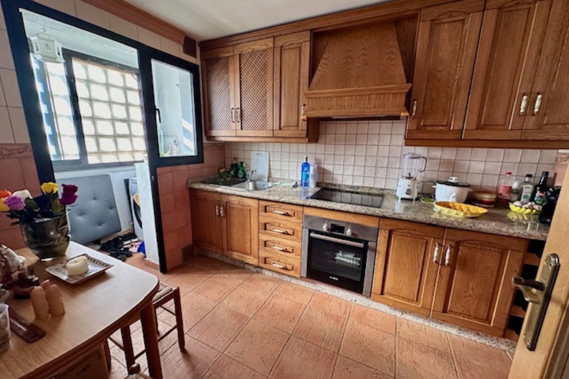 Resale - Apartment - Top Floor Apartment - Estepona - Estepona Centro