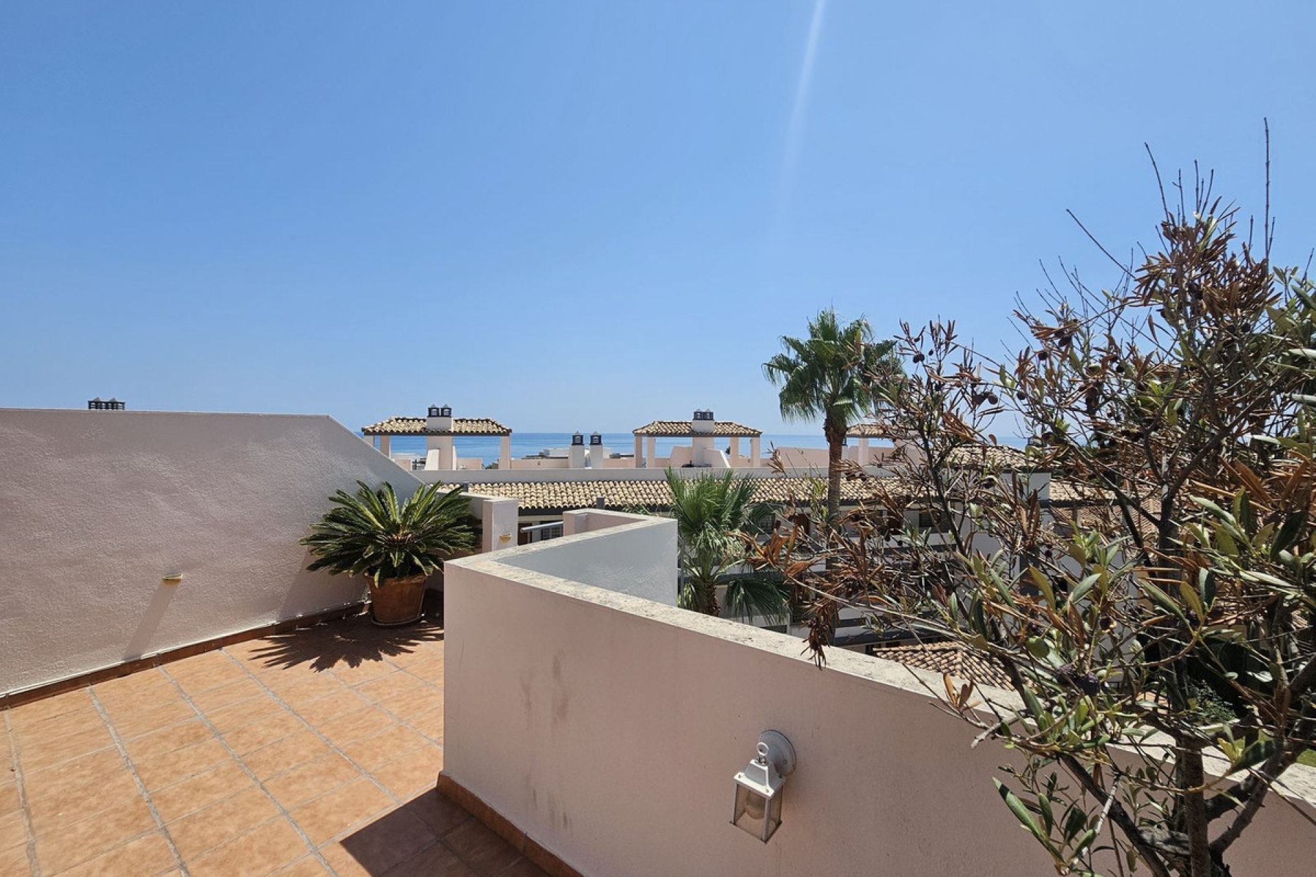 Resale - Apartment - Top Floor Apartment - Estepona - Estepona Centro