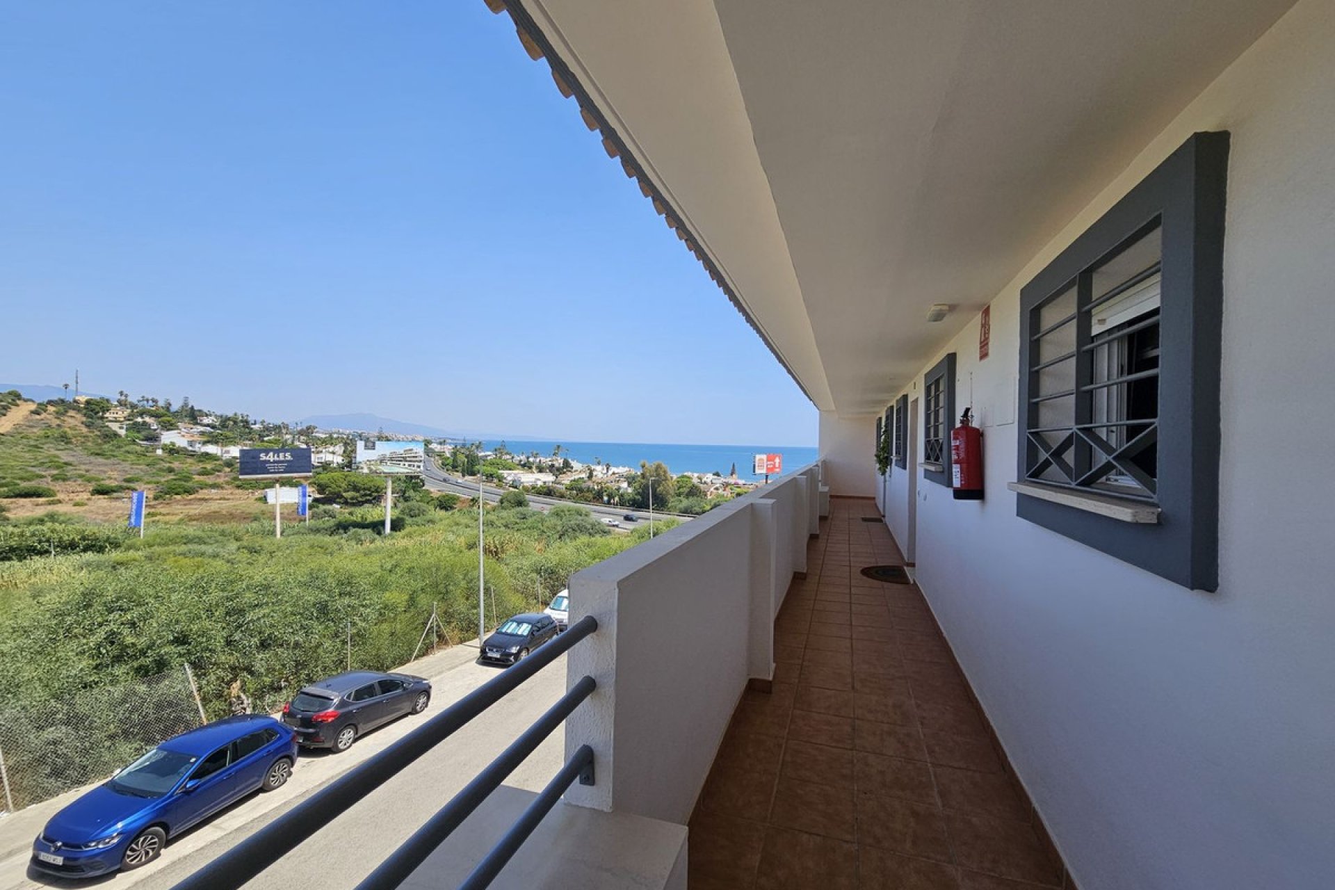 Resale - Apartment - Top Floor Apartment - Estepona - Estepona Centro