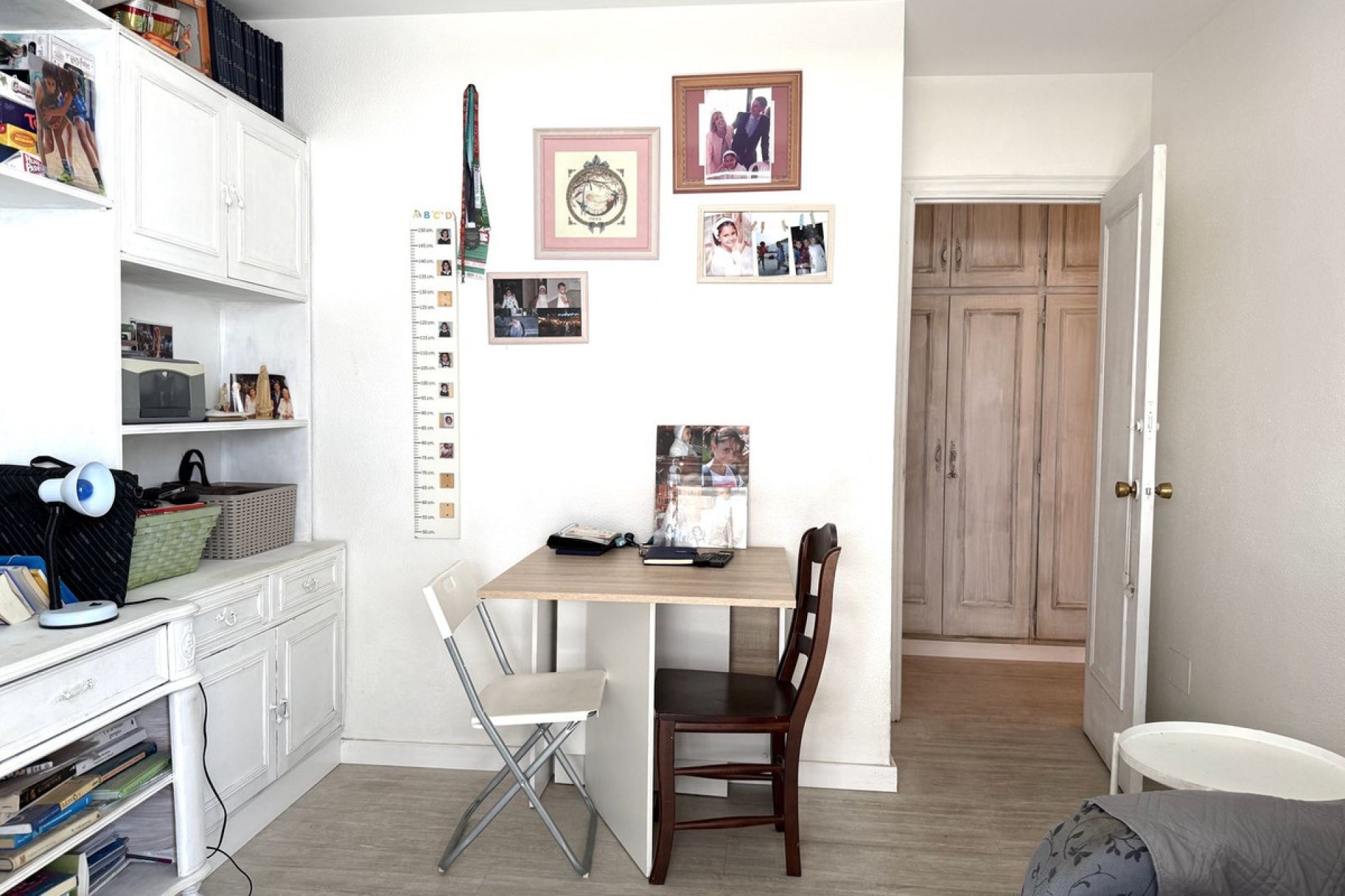 Resale - Apartment - Top Floor Apartment - Estepona - Estepona Centro