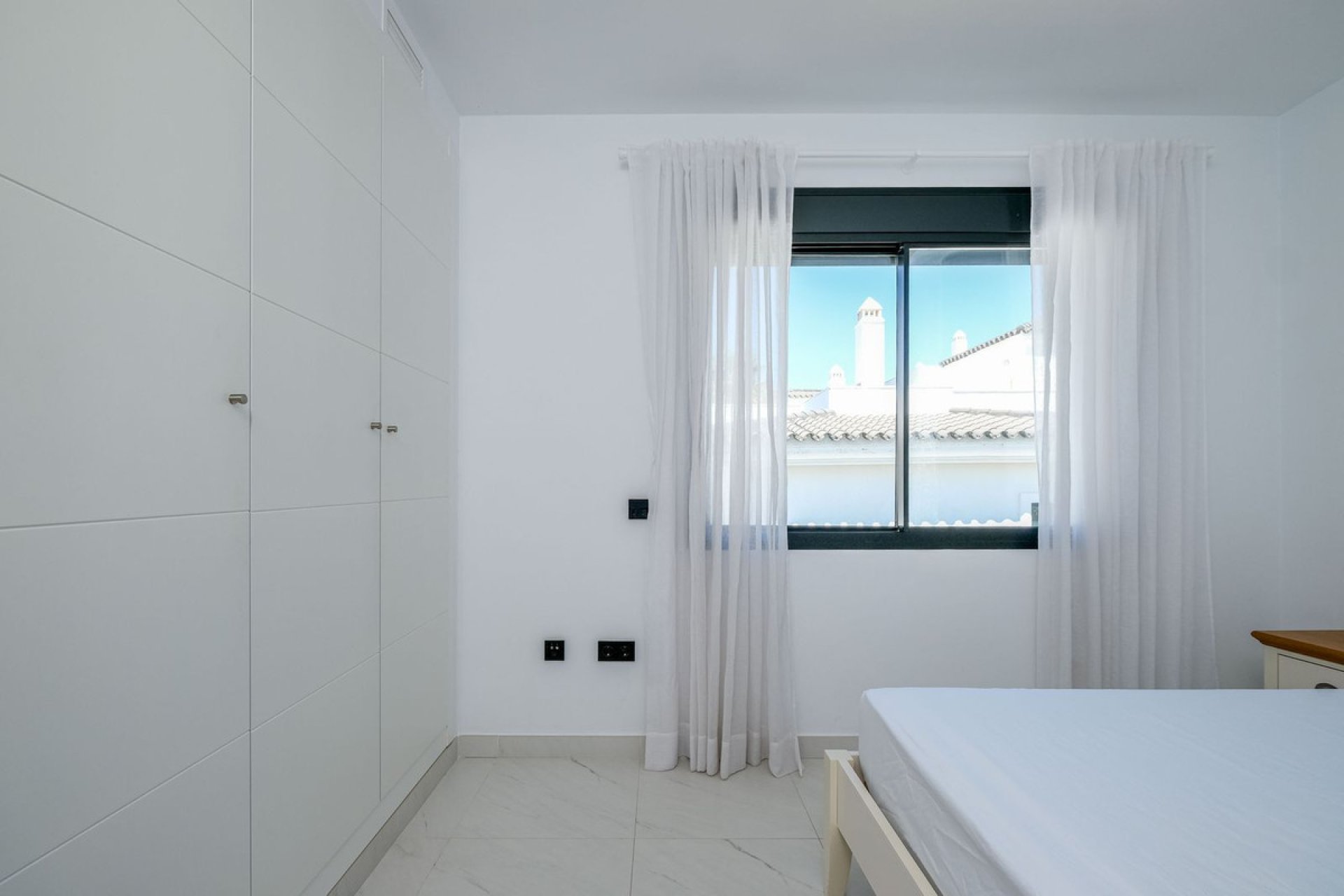 Resale - Apartment - Top Floor Apartment - Estepona - Estepona Centro