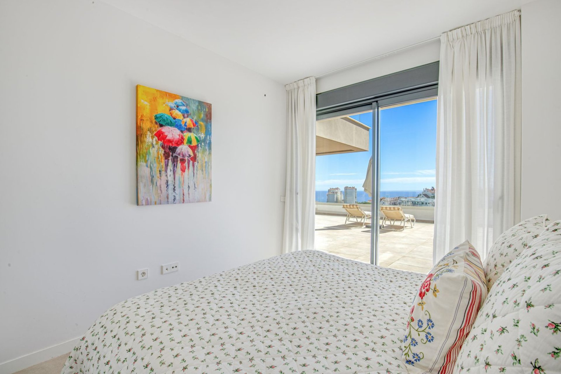 Resale - Apartment - Top Floor Apartment - Estepona - Estepona Centro