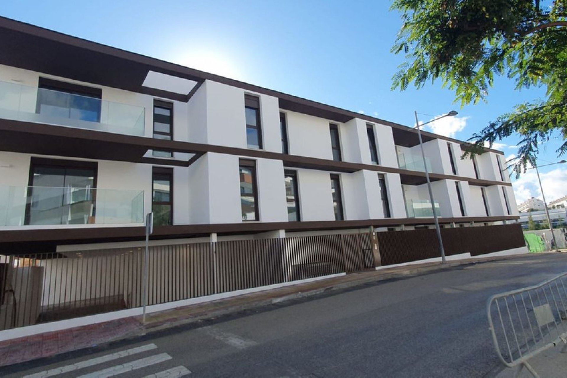 Resale - Apartment - Top Floor Apartment - Estepona - Estepona Centro