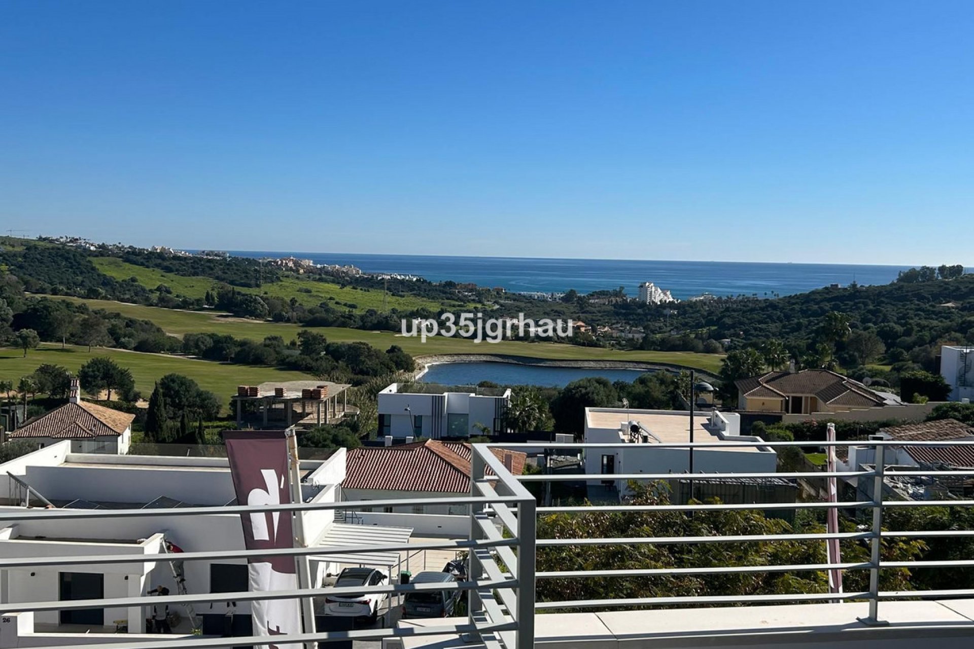 Resale - Apartment - Top Floor Apartment - Estepona - Estepona Centro