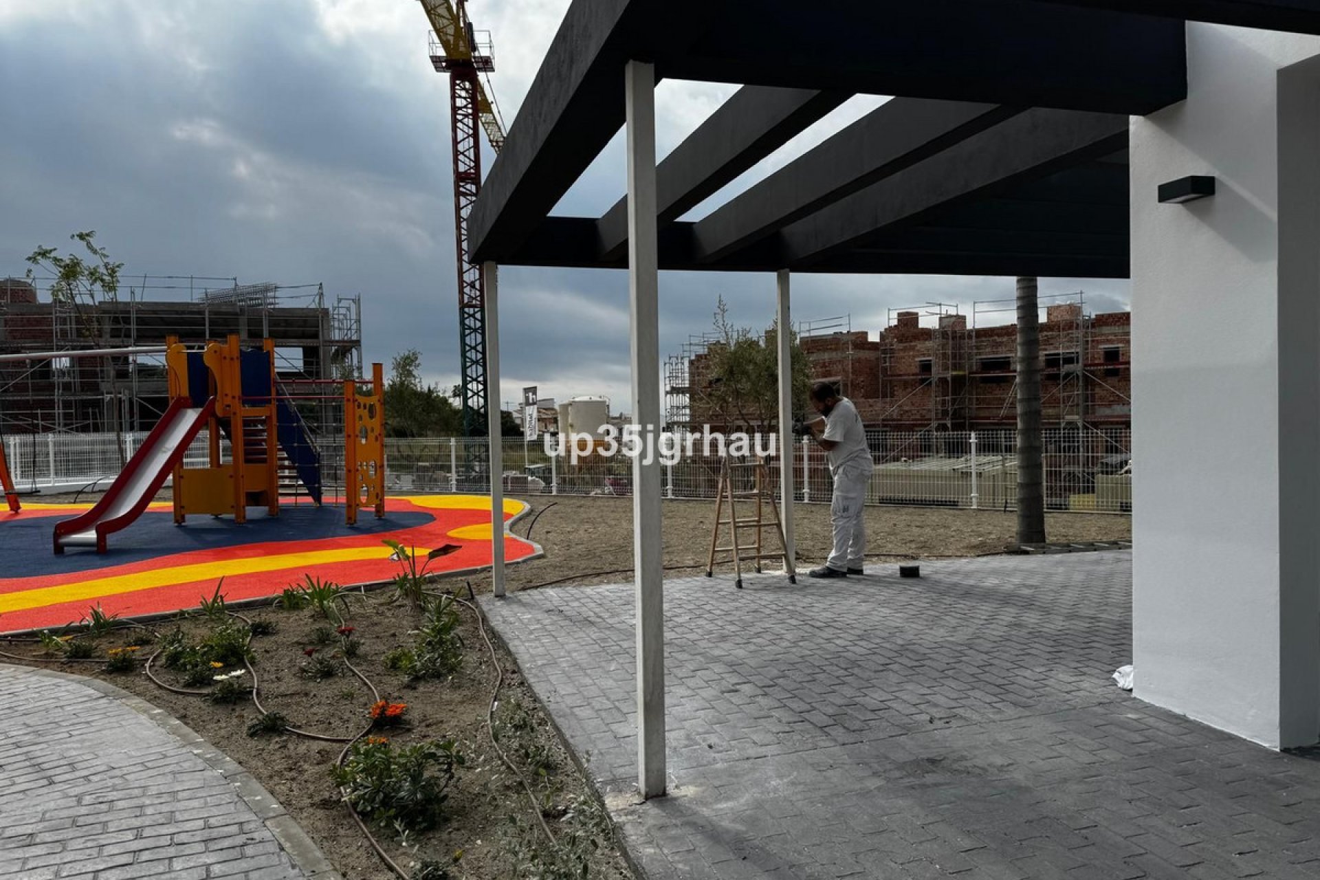 Resale - Apartment - Top Floor Apartment - Estepona - Estepona Centro