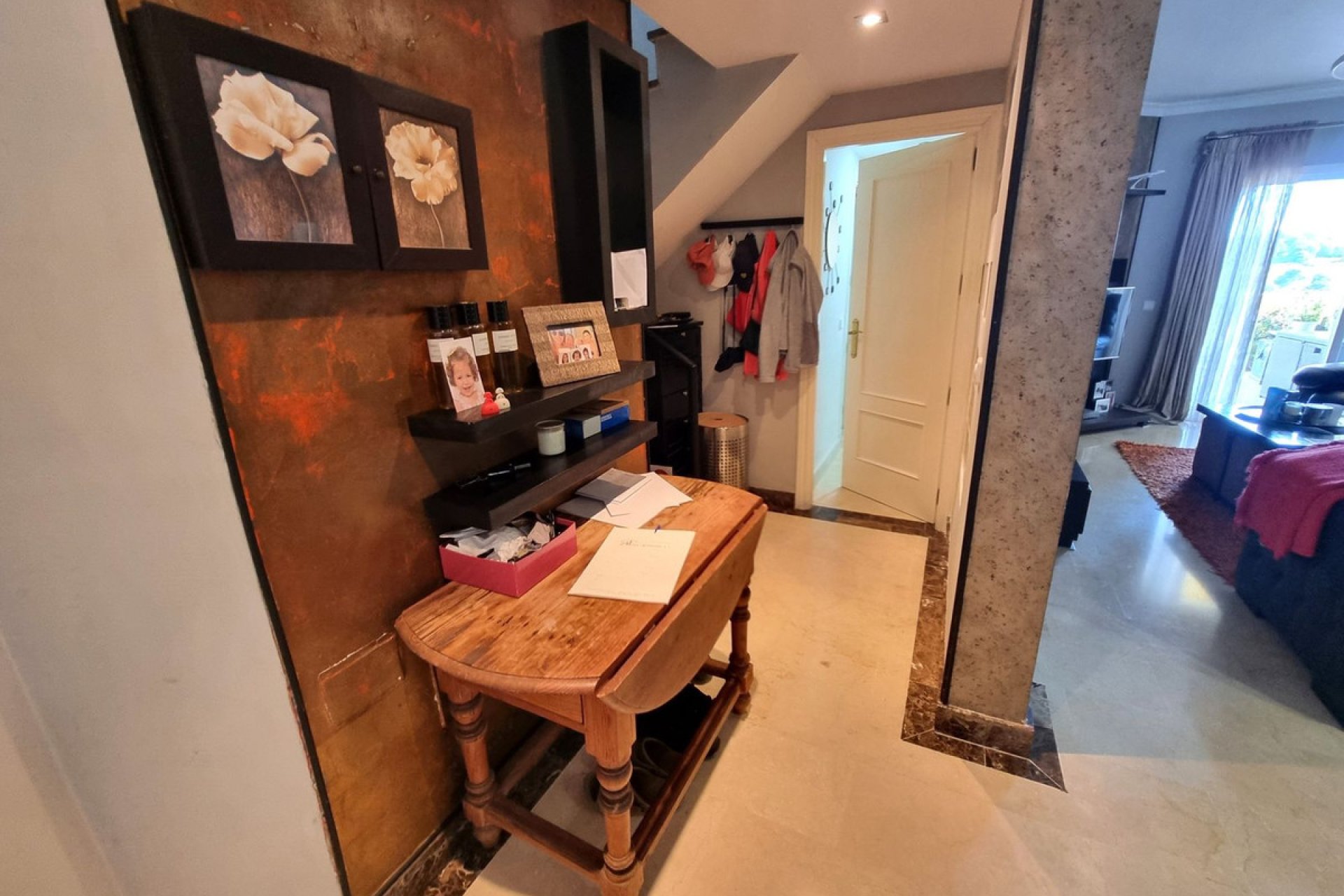 Resale - Apartment - Top Floor Apartment - Estepona - Estepona Centro