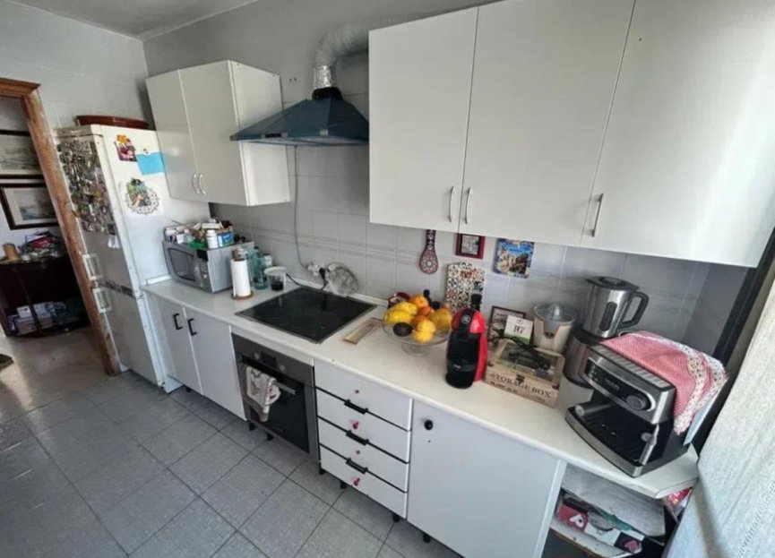 Resale - Apartment - Top Floor Apartment - Estepona - Estepona Centro