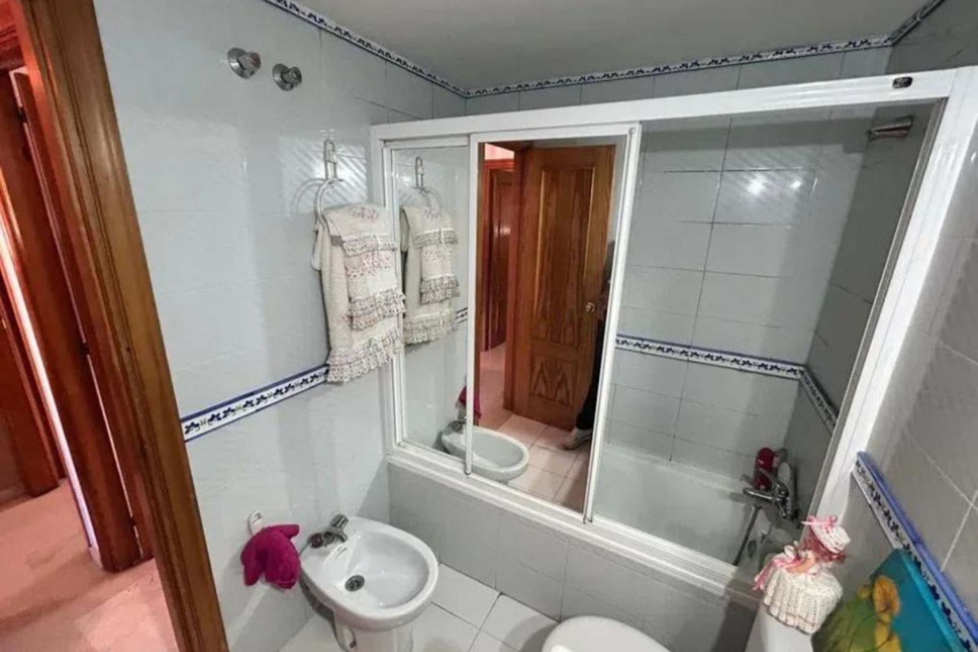 Resale - Apartment - Top Floor Apartment - Estepona - Estepona Centro