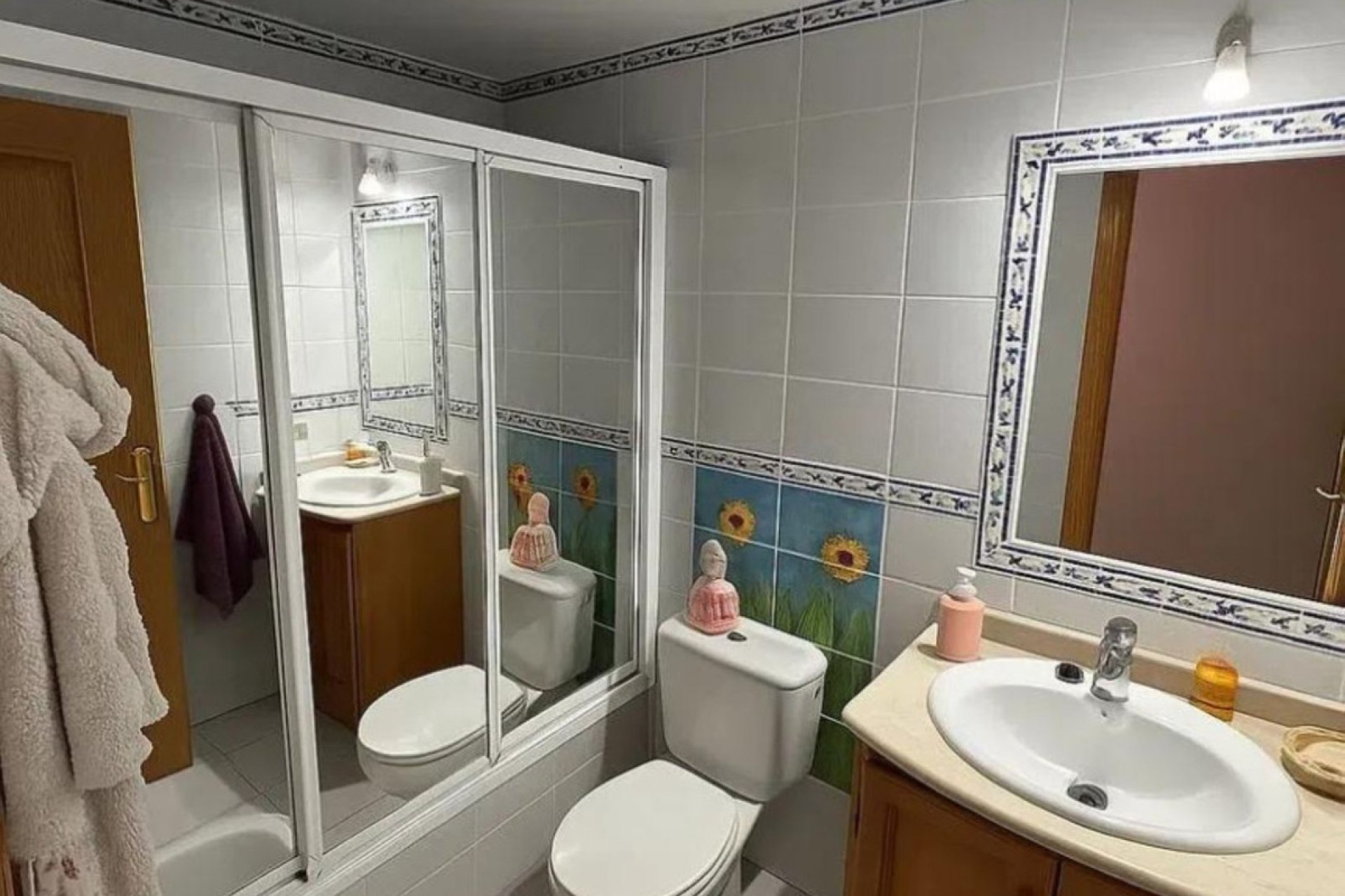 Resale - Apartment - Top Floor Apartment - Estepona - Estepona Centro