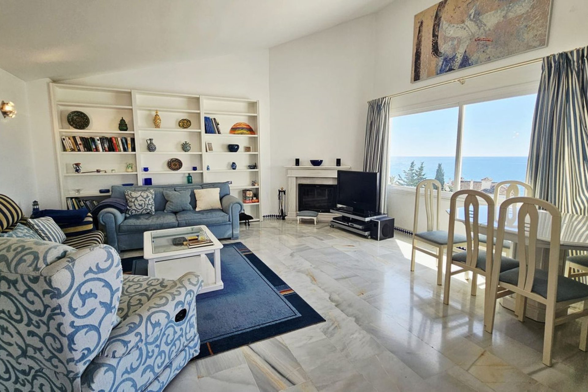 Resale - Apartment - Top Floor Apartment - Estepona - Estepona Centro